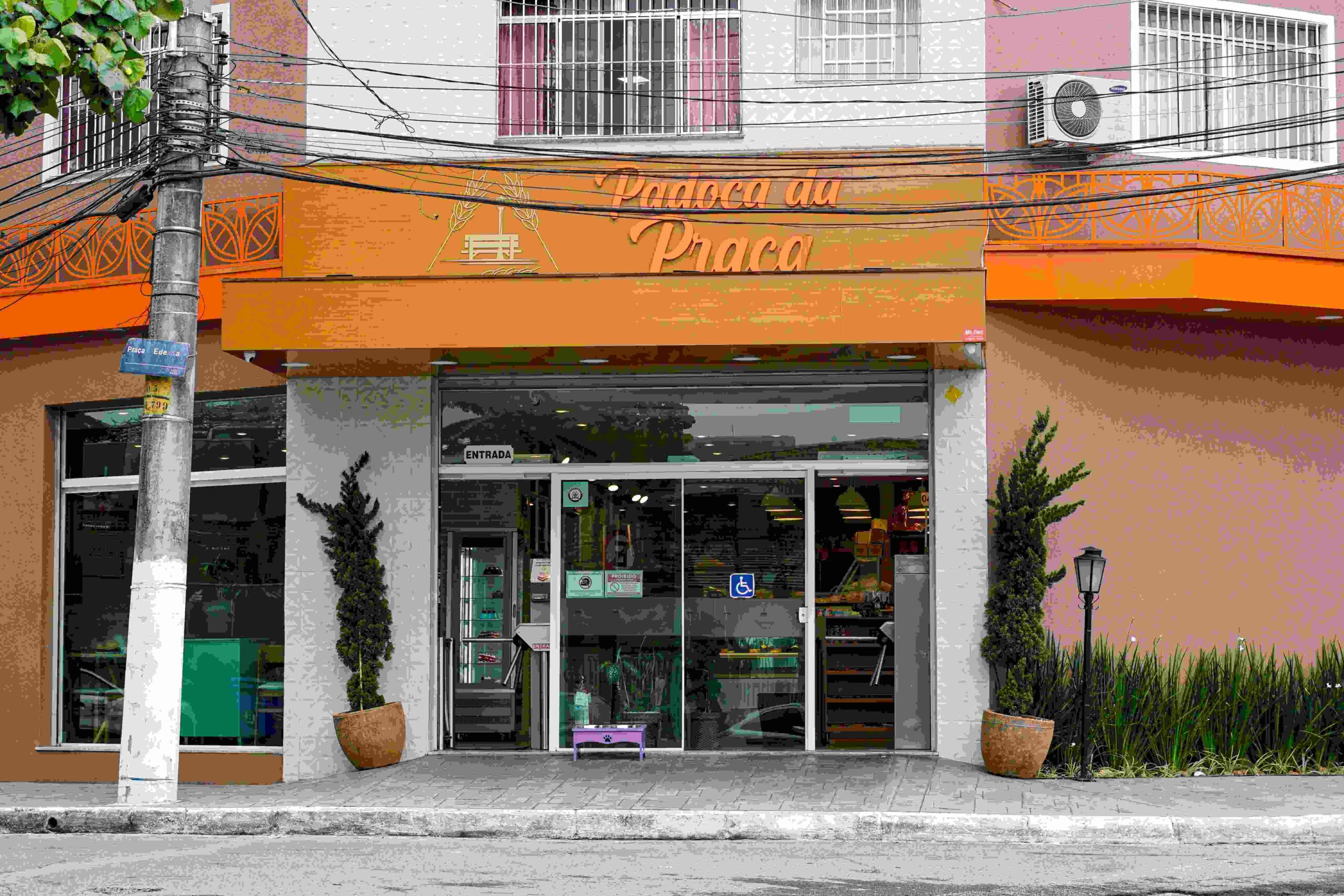 Padoca da Praça_Fachada-compressed_1760054448